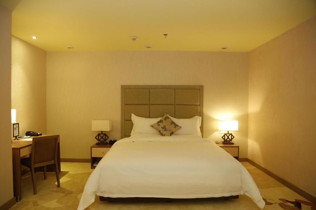 Boke Boutique Hotel Shenzhen Longgang Extérieur photo